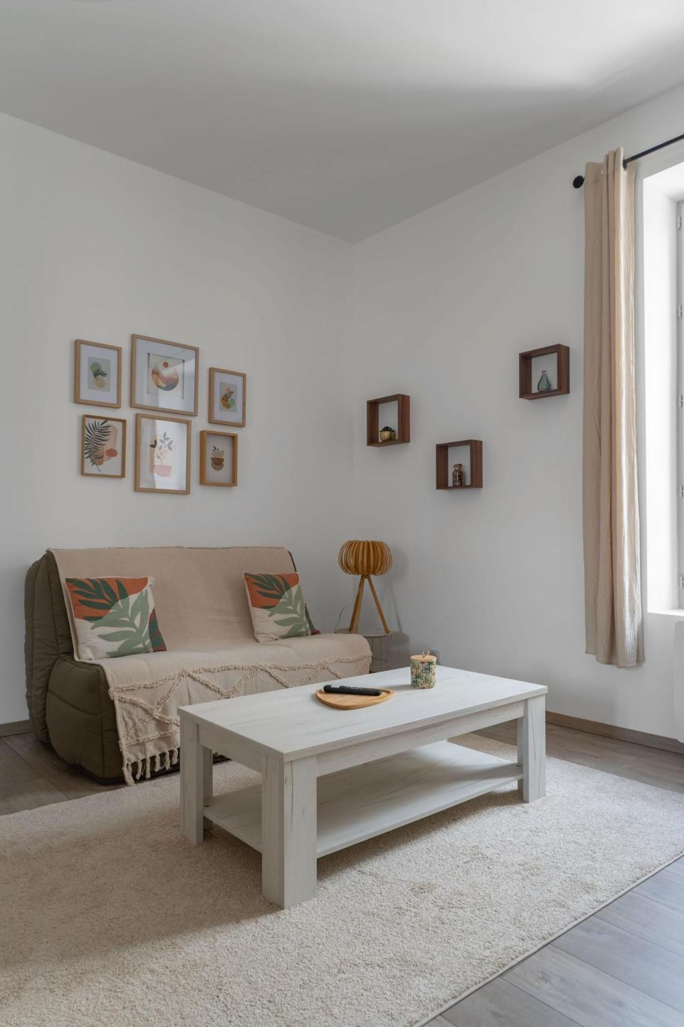 Le Ravy - Appartement Design, 2 Chambres, Centre Ville 维琪 外观 照片