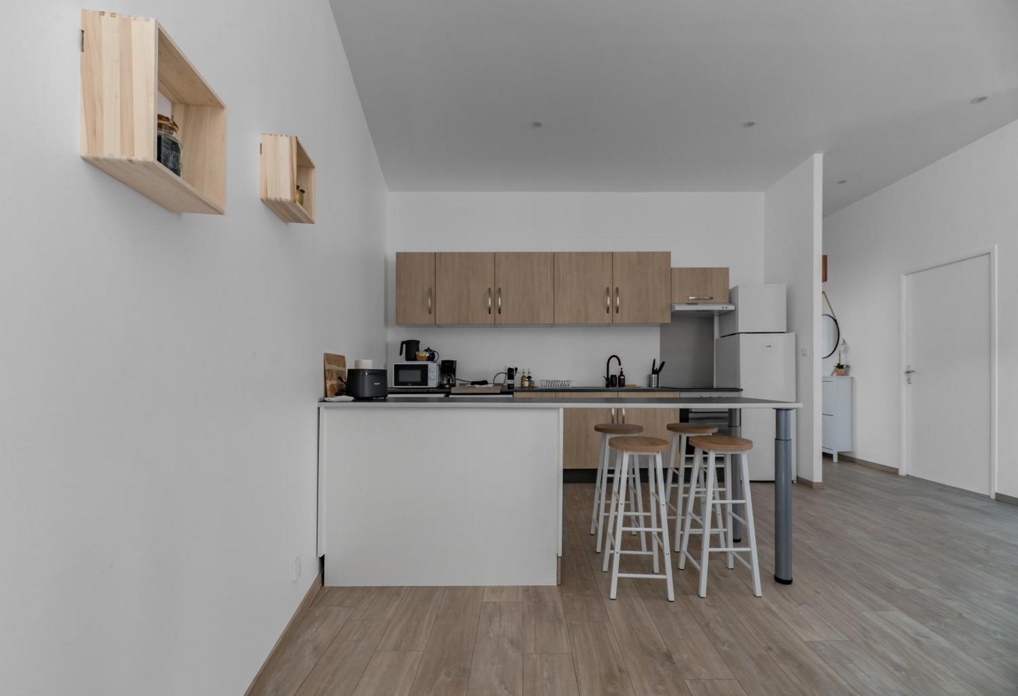 Le Ravy - Appartement Design, 2 Chambres, Centre Ville 维琪 外观 照片