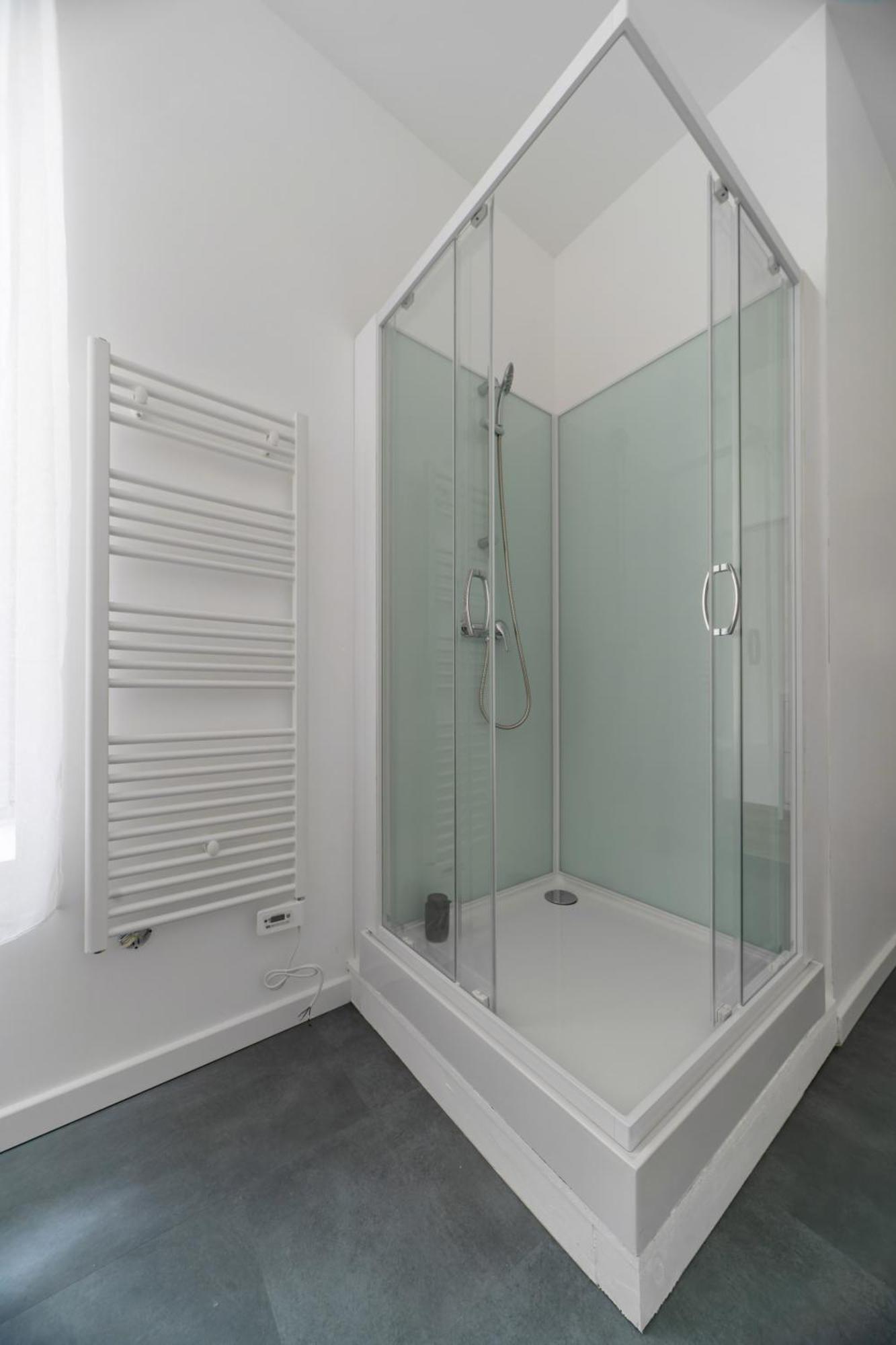 Le Ravy - Appartement Design, 2 Chambres, Centre Ville 维琪 外观 照片