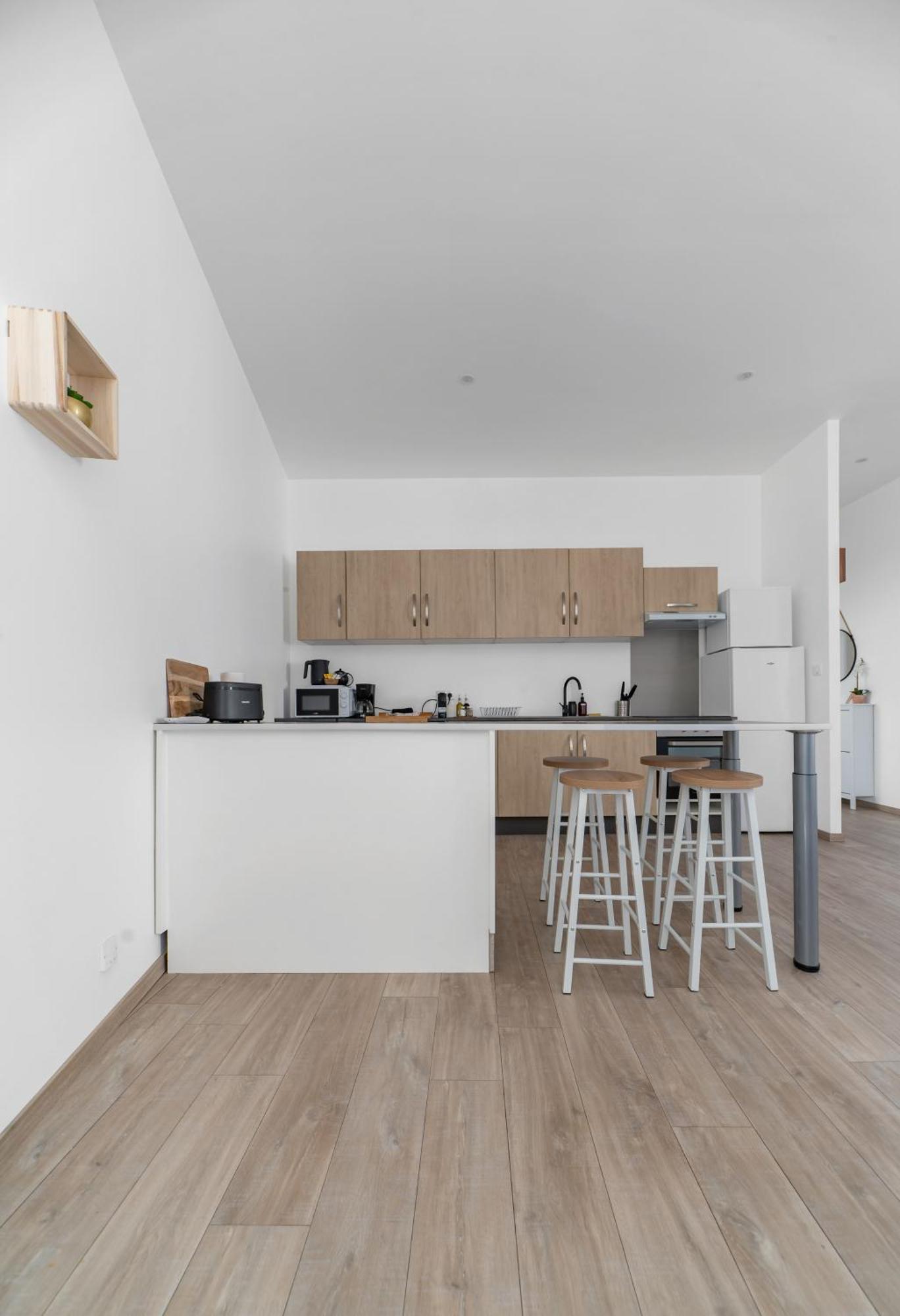 Le Ravy - Appartement Design, 2 Chambres, Centre Ville 维琪 外观 照片